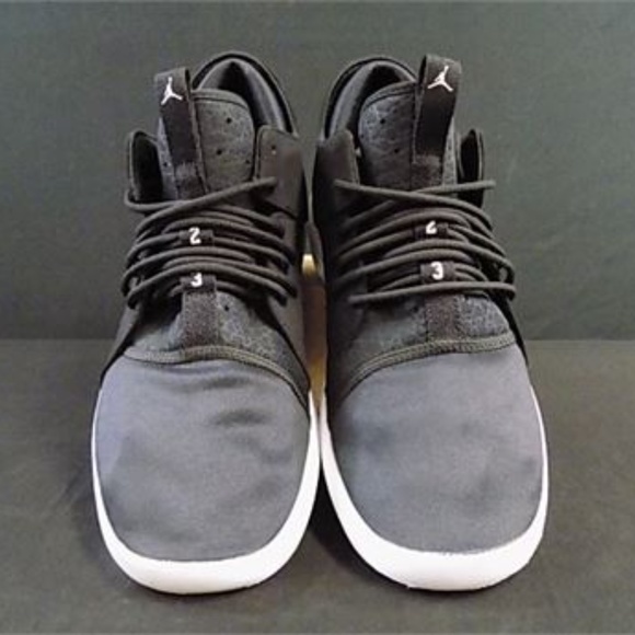 Jordan First Class \'Black White,\' Size:8.5 main image 15